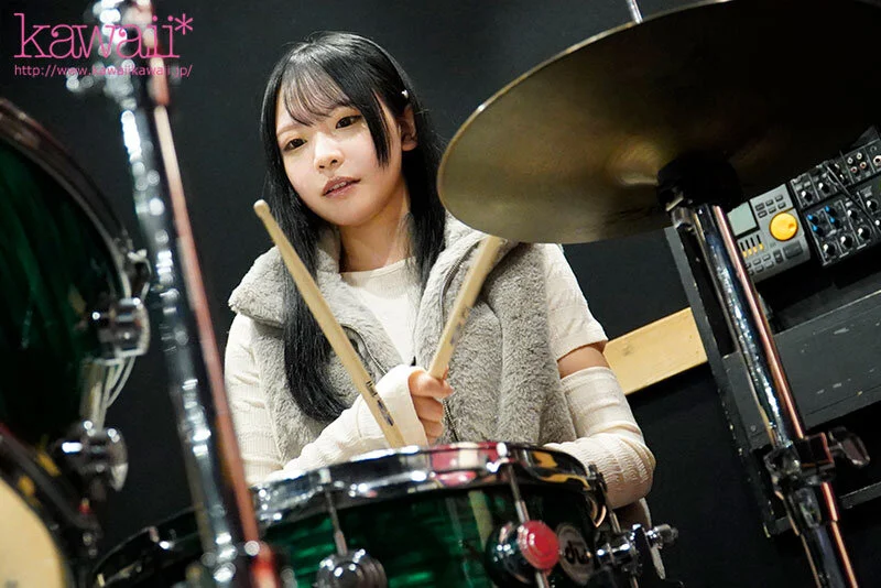 cawd00826 / CAWD-826 パッケージ|HD・約145分(kawaii)